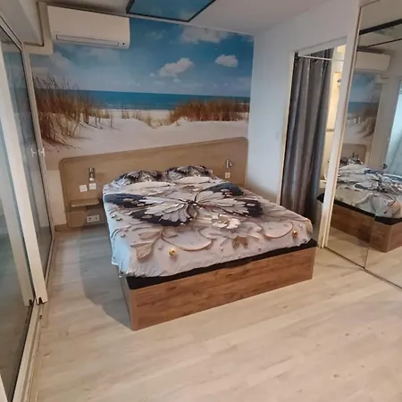 Naturiste Cap D'agde Port Nature 374 *